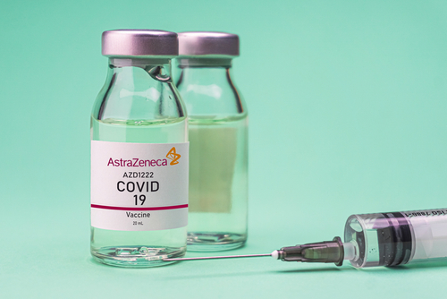 Vacina de Oxford: testes são retomados no Brasil | Foto: Seda Yalova / Shutterstock.com