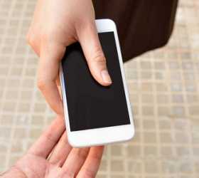 Anatel irá bloquear celulares roubados